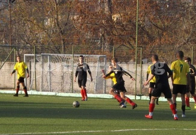 Бдин диша във врата на лидера след 5:2 в Мездра