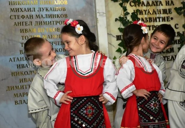 Стартира благотворителната кампания „Осинови врачанско семейство“