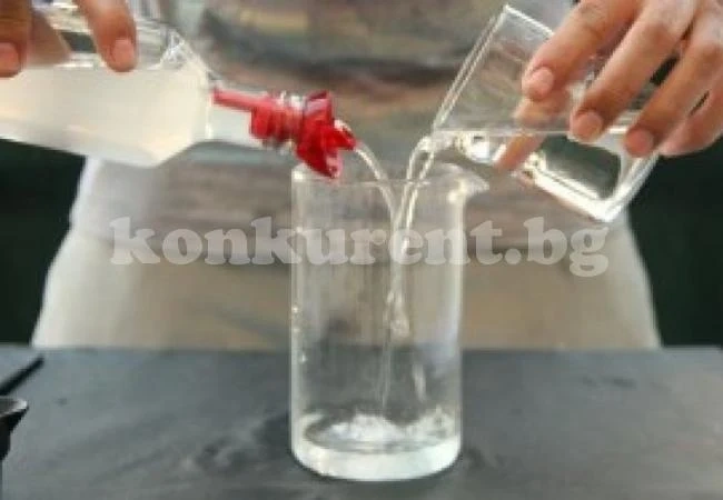 Родители убиха 2-годишната си дъщеря, разтваряйки я в киселина