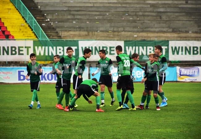 Левски излъга Ботев с 1:0 от дузпа в края на мача СНИМКИ