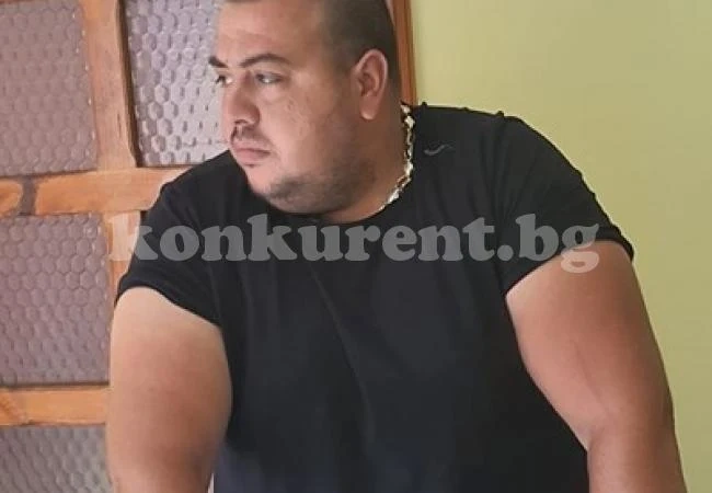 Сергей (Михаил) от Мокреш гуляе по кръчми, влюбената банкерка го \