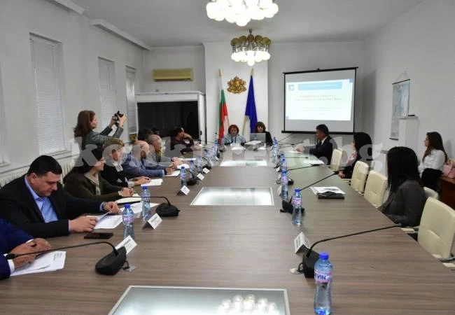 Проведоха работна среща за дейностите в образователната система