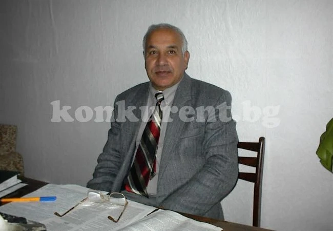 Адвокат Данаил Костов: Чиновници газят правата на родители