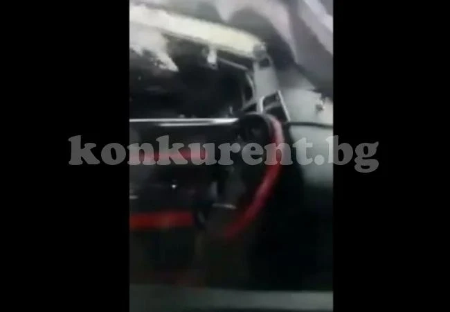 Вижте какви са страховитите последствия от удара на кола в парапет ВИДЕО