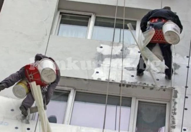 Санират сградите на кметствата в Замфирово и Гаганица
