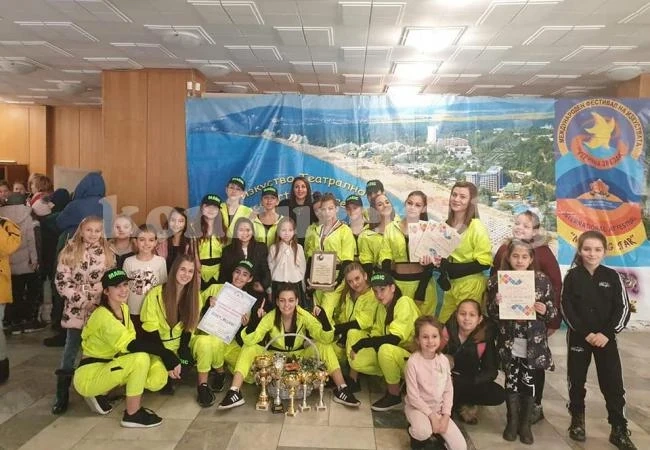 Балет „Меджик“ се завърна от Банско с нови отличия СНИМКИ