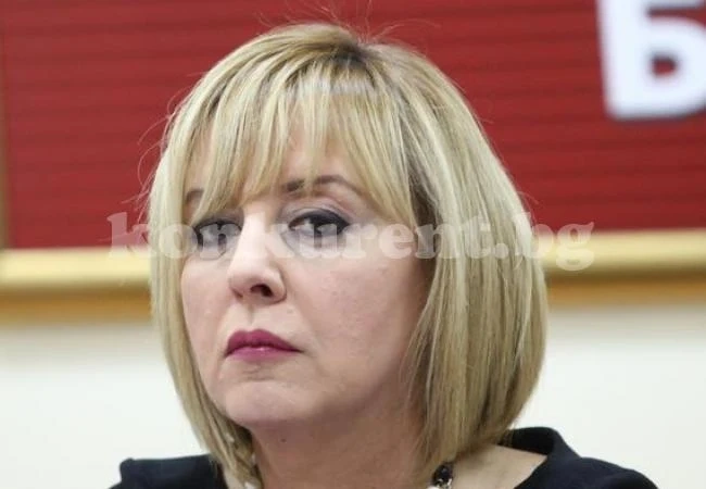 Манолова отваря днес приемна във Видин
