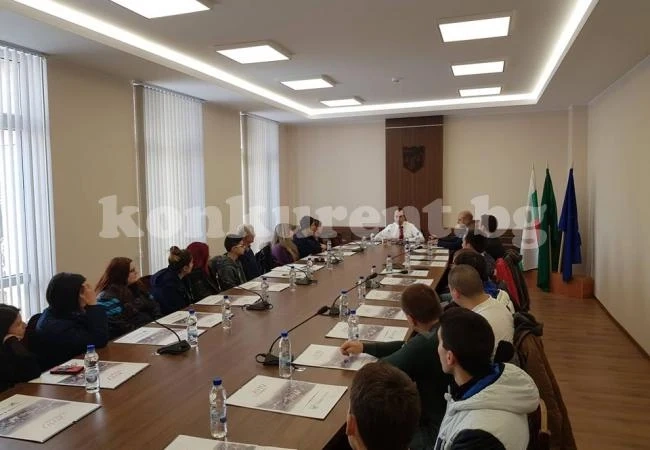 Калин Каменов ще обсъди бъдещите проекти за Враца със студенти
