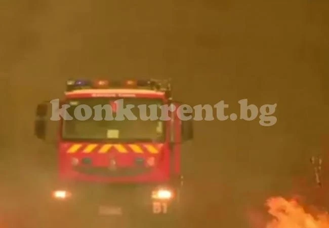 Бунгало горя край Новоселци
