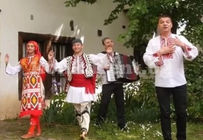 Светлин Миланов и \