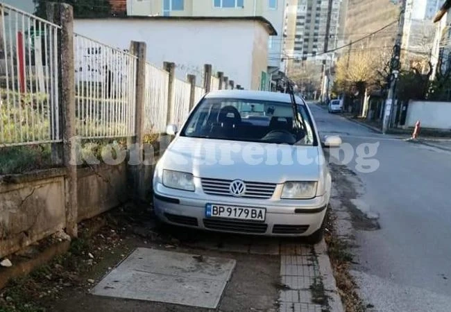 Да паркираш по врачански СНИМКА