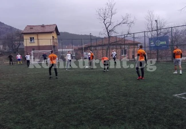 Ясни са полуфиналистите в Зверино