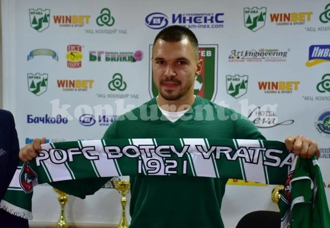 Италиански отбор иска Валери Божинов, само че е последният в Серия В
