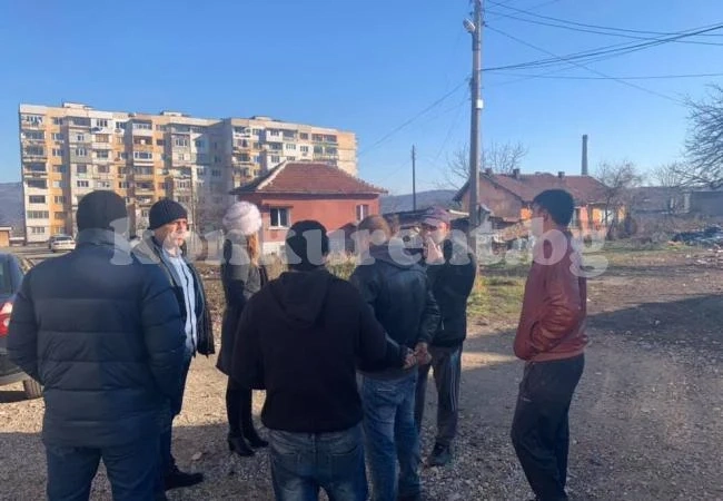 Полицаи и общинари започнаха проверки срещу незаконно горене на кабели