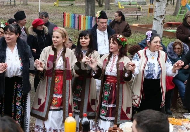 В село Капитановци отпразнуваха Йордановден и Бабинден