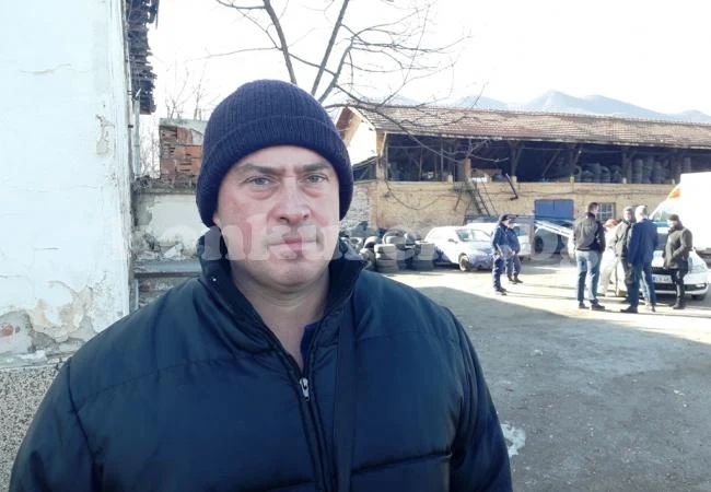 Вижте какво откриха в сандъците в бившия завод \