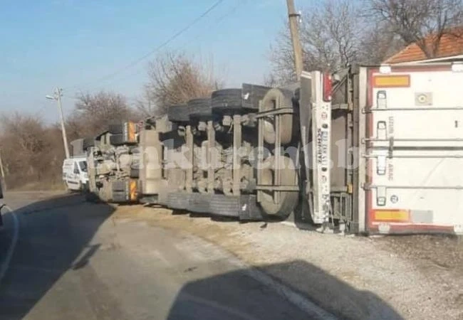 Задържаха апаш от контингента, задигнал зеленчуци от ТИР