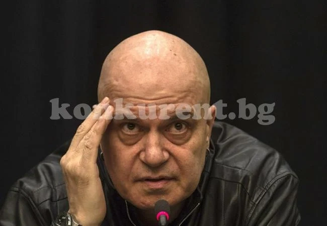 Скандал: Слави Трифонов „продава” пръстени с диаманти за 30 лв. в менте страница