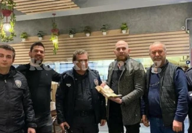 Нашенец забрави чанта с много пари и злато в дюнерджийница в Одрин