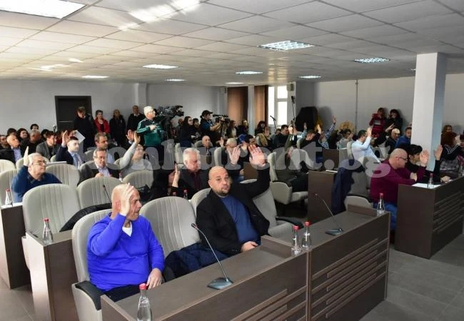 Приеха новата наредба за гробищните паркове на Враца