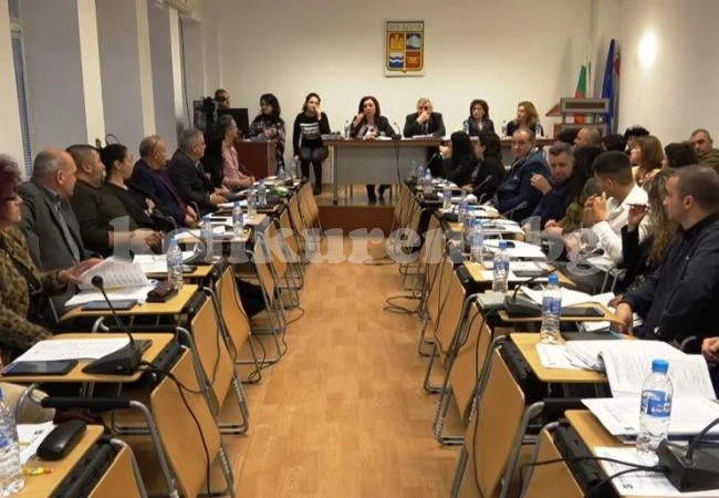 Съветници в Мездра развързаха кесията