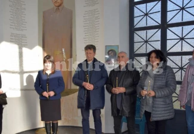 Във Видин почетоха паметта на жертвите на комунизма
