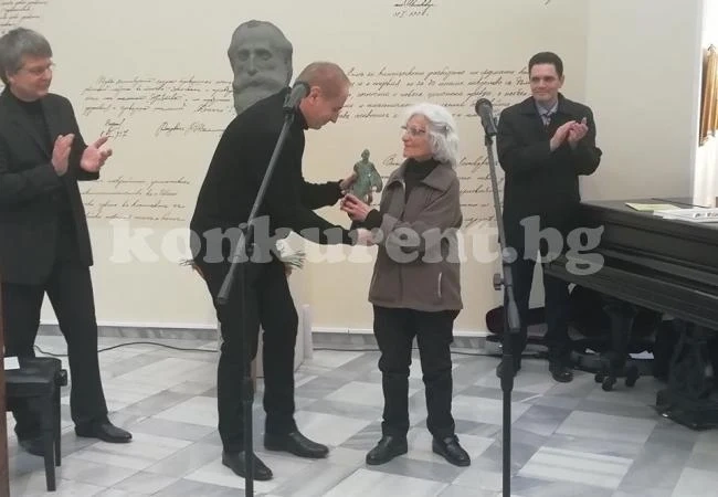 Елица Тодорова е носителката на националната награда \