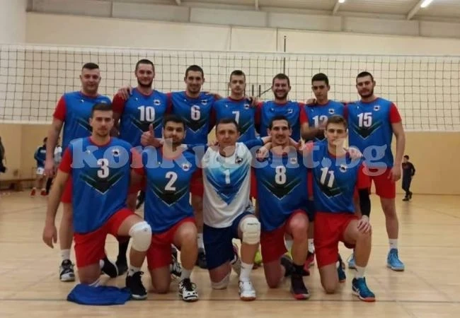Осма победа за ВК Град, диша във врата на лидера