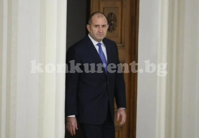Радев официално сне доверието си от кабинета на Борисов