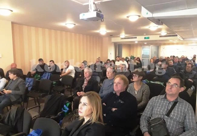 И млади, и опитни идват на семинарите на \