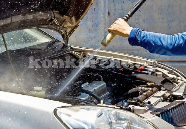 Защо е важно да се измива двигателят на колата и как да го направите правилно