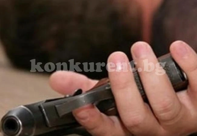 Трагедия! Лекарите не успяха да спасят самоубиеца, който се гръмна в главата