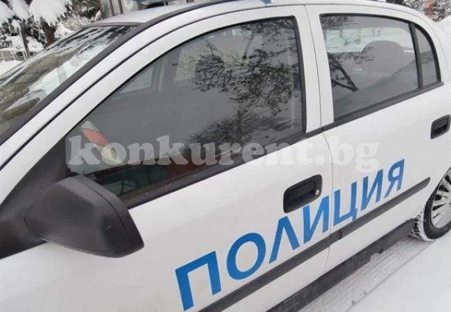 Светкавична реакция! Полицаи заловиха мъж, откраднал мотопед в Бързина