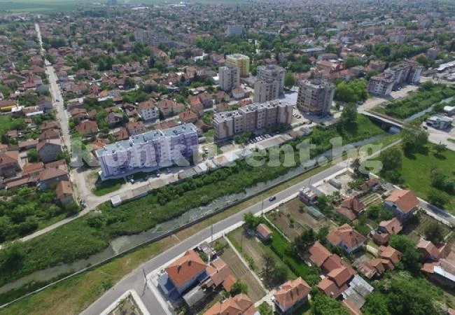 Продават изгодно общински имоти