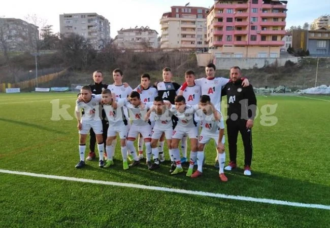 Криси и Нешков бутат ЦСКА за триумф на \