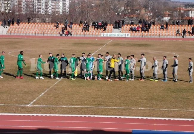 Дузпа спря Ботев от победа срещу „смърфовете“