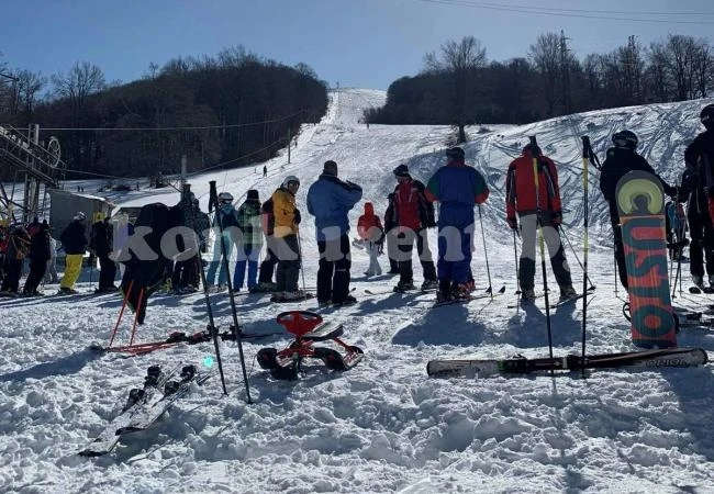Десетки карат ски на \