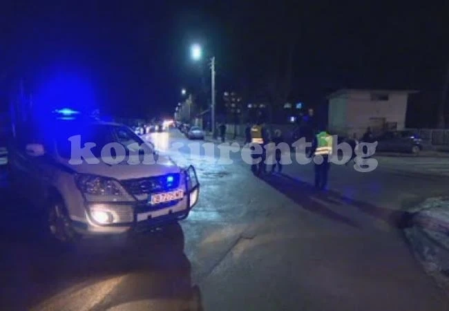 Зрелищно преследване! Бракониери бягаха от ченгетата с „Голф“ пълен с риба