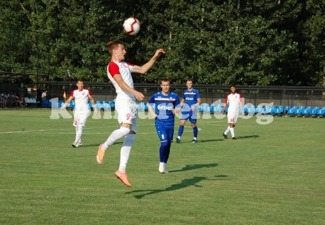 Нарядите за старта на Монтана и Кариана