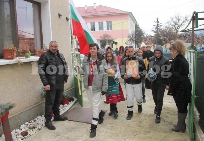 Зарязаха лозите в Ружинци СНИМКИ
