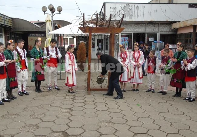 В Бяла Слатина празнуваха двоен повод СНИМКИ