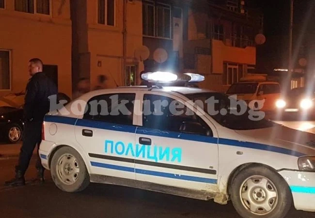 Ченгетата спряха младеж с „Голф“ и вътре откриха нещо страшно