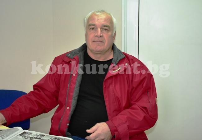 Усмивки от старите ФУТБОЛНИ ленти: Данаил Маринов: Кротък човек съм, но ядосат ли ме, става страшно