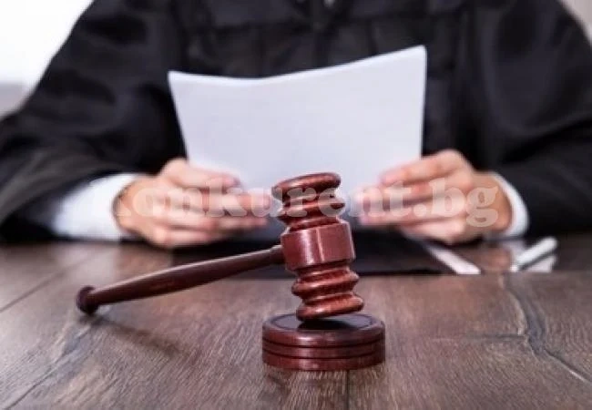 Съдят мъж за бягство от затворническо помещение в Дупница