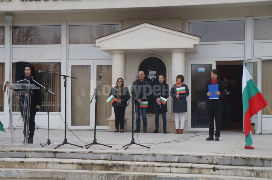 В Козлодуй тържествено отбелязаха 3 март СНИМКИ