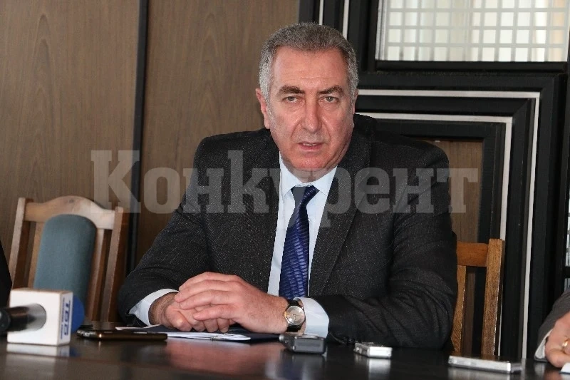 Бивш кмет сезира властите за нарушение на наследника си