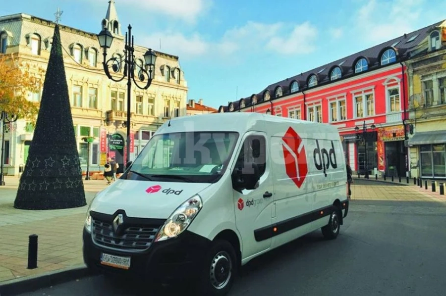 Толът оскъпява пратките, автобусните билети без промяна