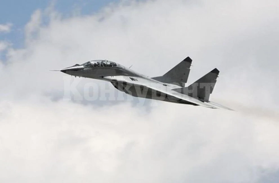 F-16 се разби в Исламабад при репетиции за военен парад