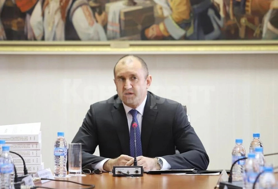 Радев: Имаме капацитета и силите да се справим с тази зараза
