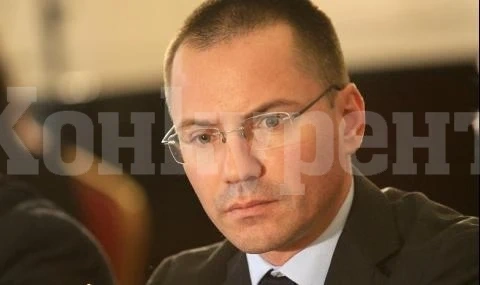 Ангел Джамбазки: Доставките на храни и лекарства вътре в ЕС са гарантирани